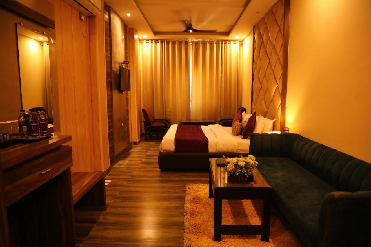 Perfectstayz Premium @Harkipauri Road Haridwar Exterior photo